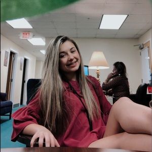 Meet your Posher, Farrah